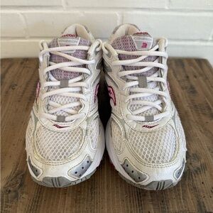 Saucony Cohesion 3 - Women’s size 8.5